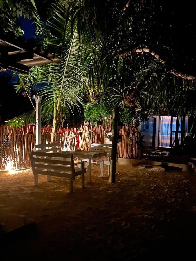 Ocean Beach House Матара Екстер'єр фото